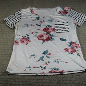 Rose Floral Size M Knit T-Shirt